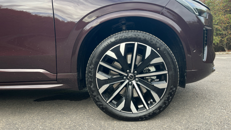 Volvo XC90 2.0 T8 PHEV Ultra Dark 5dr AWD Geartronic Estate